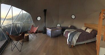 Isla Victoria - Folk Camp