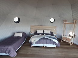 Isla Victoria - Folk Camp