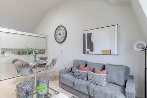 Stylish 1BD Flat 5 Mins to Harrods- Knightsbridge