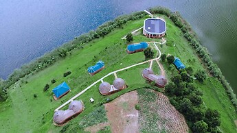 Nyamunyonyi Lake Resort