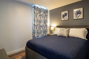 3BedroomApt Pool CampFire PlayArea