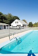 3BedroomApt Pool CampFire PlayArea