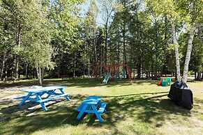 3BedroomApt Pool CampFire PlayArea