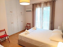 Cozy Apartment in Plaka