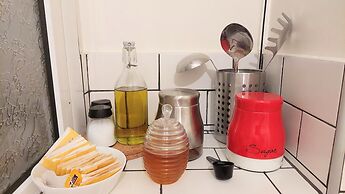 Cozy Apartment in Plaka