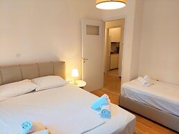 Cozy Apartment in Plaka