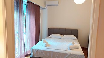 Big Apartment in Acropolis Museum