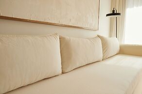 Elegant Retreat 2BDR Apt. in Recoleta