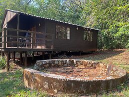 Buhleni Farm & Chalets