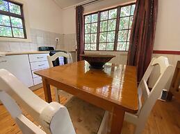 Buhleni Farm & Chalets