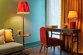 The Fifth Avenue Hotel