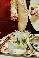 The Fifth Avenue Hotel