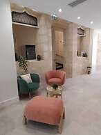 Bloom Hostel Bar & Garden