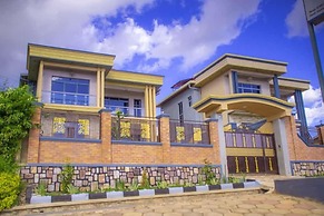 EstaCode Suites- Executive