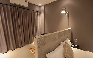 A IN HOTEL RIVERSIDE