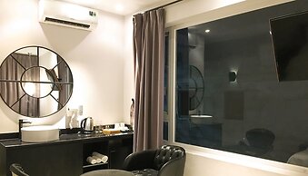 A IN HOTEL RIVERSIDE