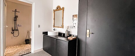 A IN HOTEL RIVERSIDE