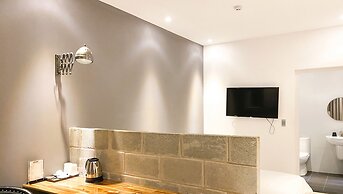 A IN HOTEL RIVERSIDE