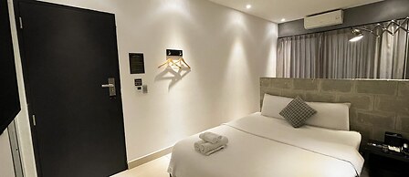 A IN HOTEL RIVERSIDE