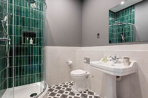 Old Abbey House Hotel