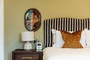 Old Abbey House Hotel