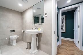 Old Abbey House Hotel