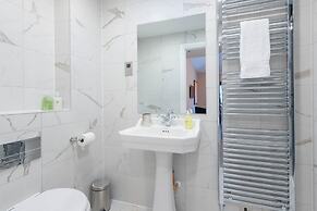 Old Abbey House Hotel