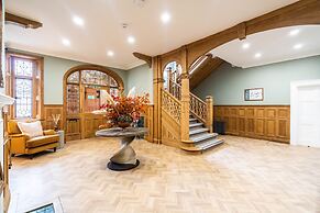 Old Abbey House Hotel