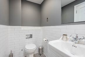 Old Abbey House Hotel