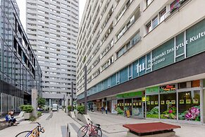 Apartament With AC Moniuszki by Renters
