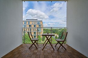 Lwowska by the Lake by Renters Prestige