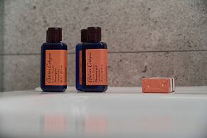 Lwowska by the Lake by Renters Prestige