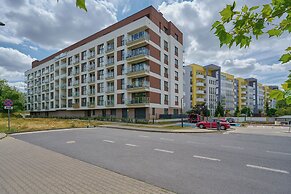 Lwowska by the Lake by Renters Prestige