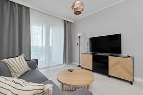 Lwowska by the Lake by Renters Prestige