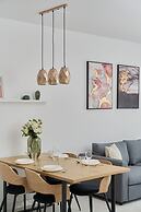 Lwowska by the Lake by Renters Prestige