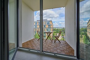 Lwowska by the Lake by Renters Prestige