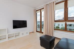 Comfy Apartment Czarnieckiego by Renters