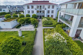 Comfy Apartment Czarnieckiego by Renters