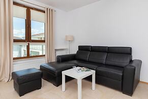 Comfy Apartment Czarnieckiego by Renters