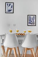 King's Cross Apartment with Terrace