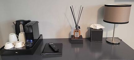 Flom Boutique Hotel