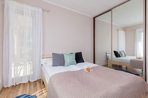 Osiedle Słoneczne 18 by Renters