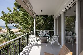 Glyfada Unique Residence