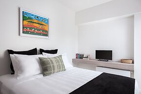 Glyfada Unique Residence