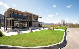 Mirabilis Boutique Hotel