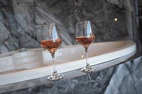 Mirabilis Boutique Hotel