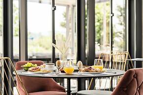 Mirabilis Boutique Hotel