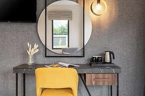 Mirabilis Boutique Hotel