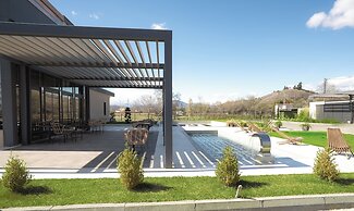 Mirabilis Boutique Hotel