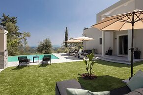 Villa Tolena by Marilena Pagkrati